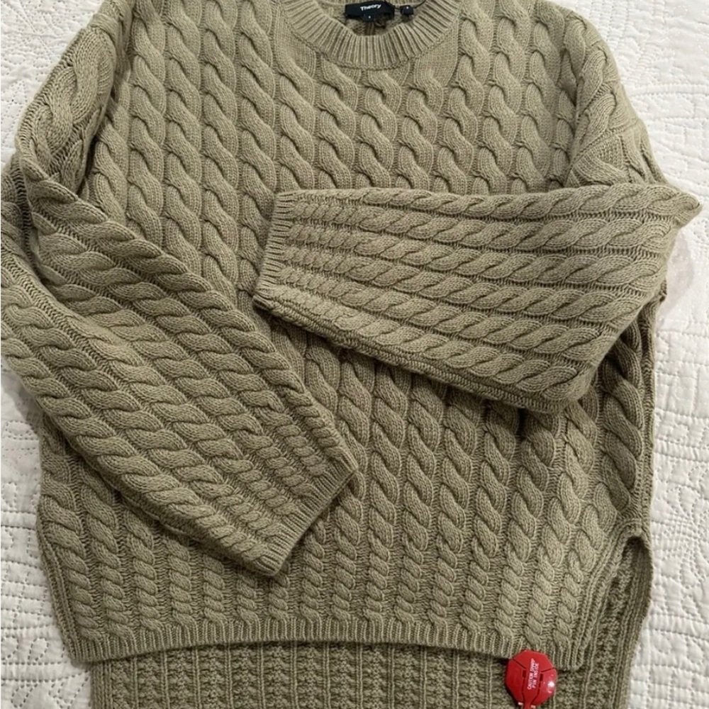 Theory cashmere blend sweater - new